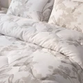 240x220 LAZY FLYNN biały kpl: kołdra I 2 poszewki na poduszke mix