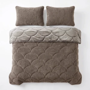 200x200 Lazy TEDDY velvet  ciemny brąz kołdra z poszewkami na poduszkę