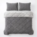 200x200 Lazy TEDDY velvet  brąz/szara kołdra z poszewkami na poduszkę